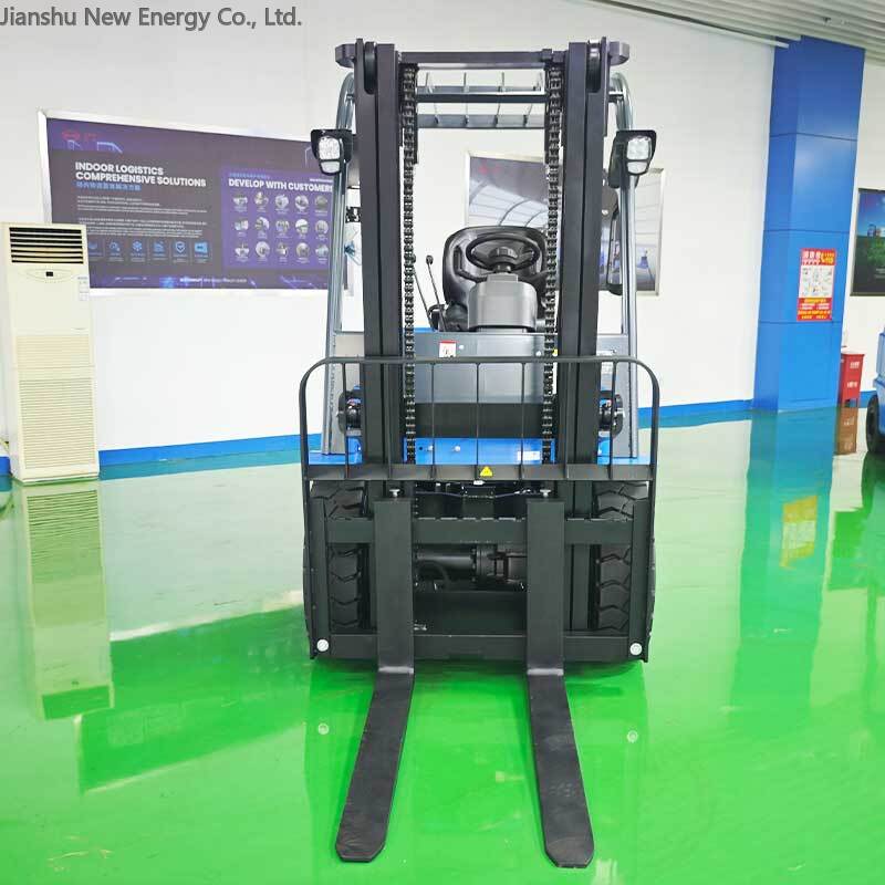 Maintenance scheme of forklift for wareh