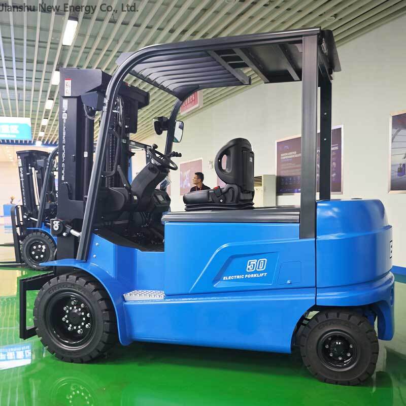 Low speed stability of 5 ton heavy duty electric forklift during lifting