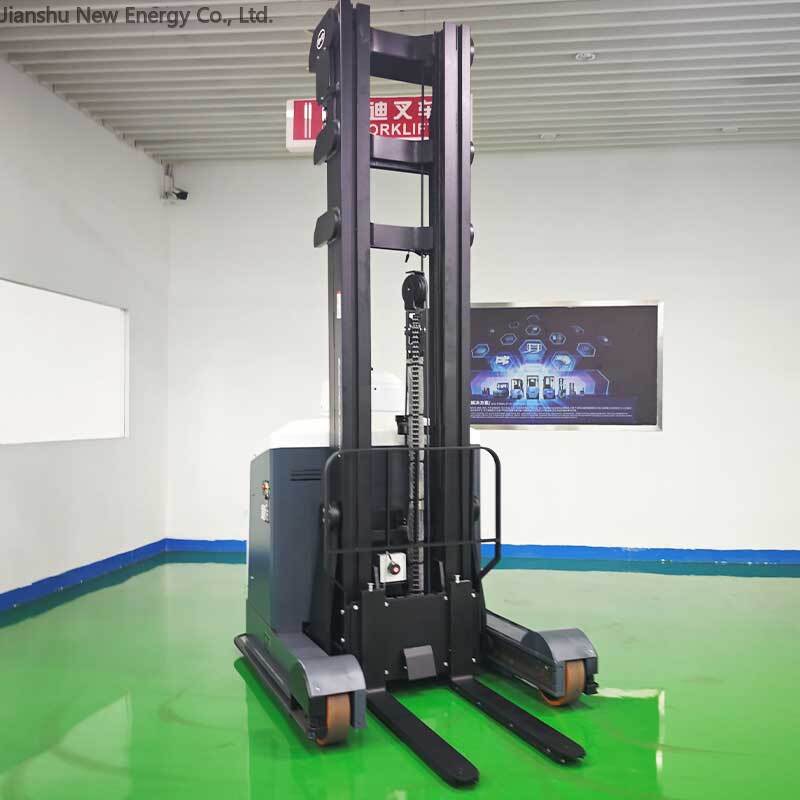 Forklift fuel cost comparison for fleets with multiple handling equipment units
