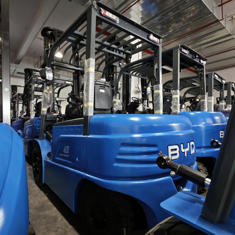Electric forklift FAQ: how long does a f