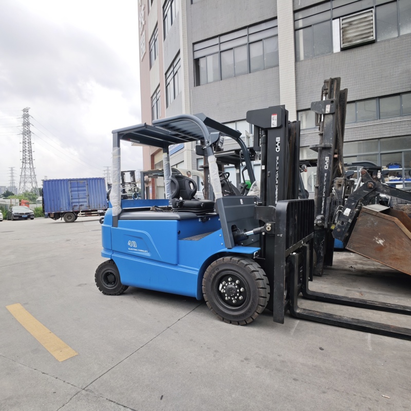 SIRIM Certified Forklifts for Kuching Port General Cargo Terminals
