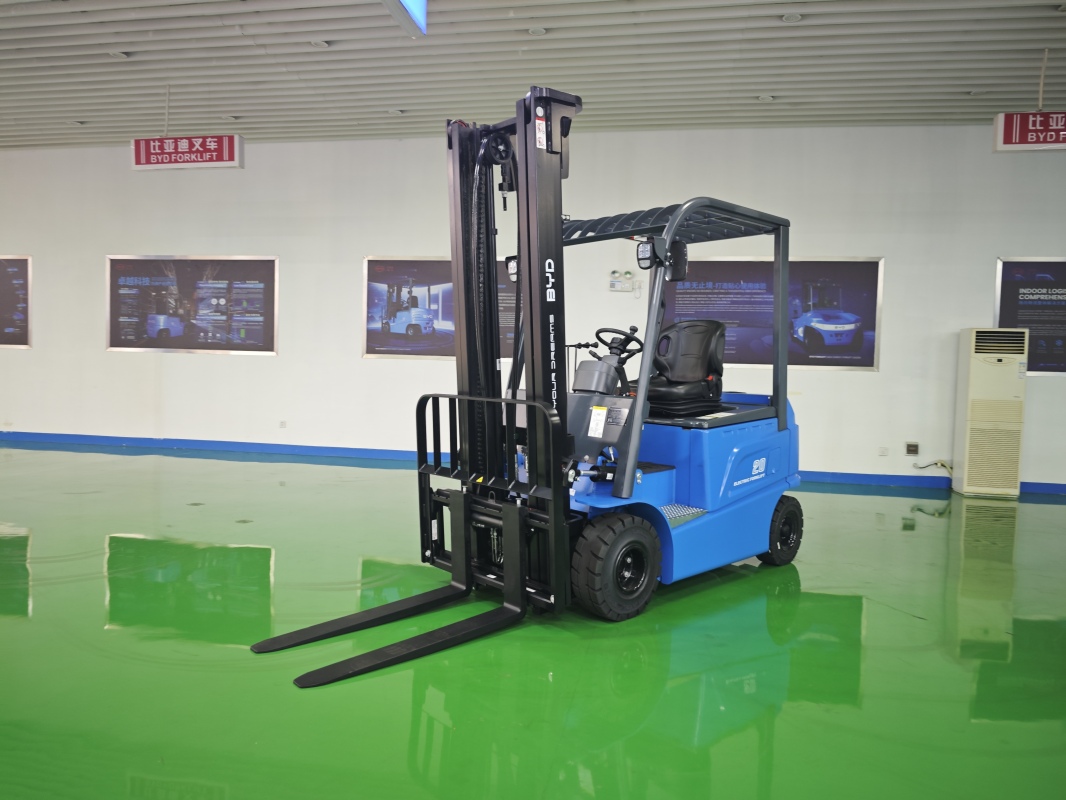How electric forklift 4.5m lift height performs in inventory counting tasks