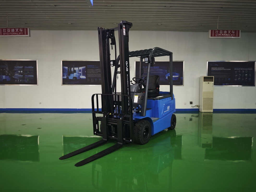 Environmental adaptability of warehouse 