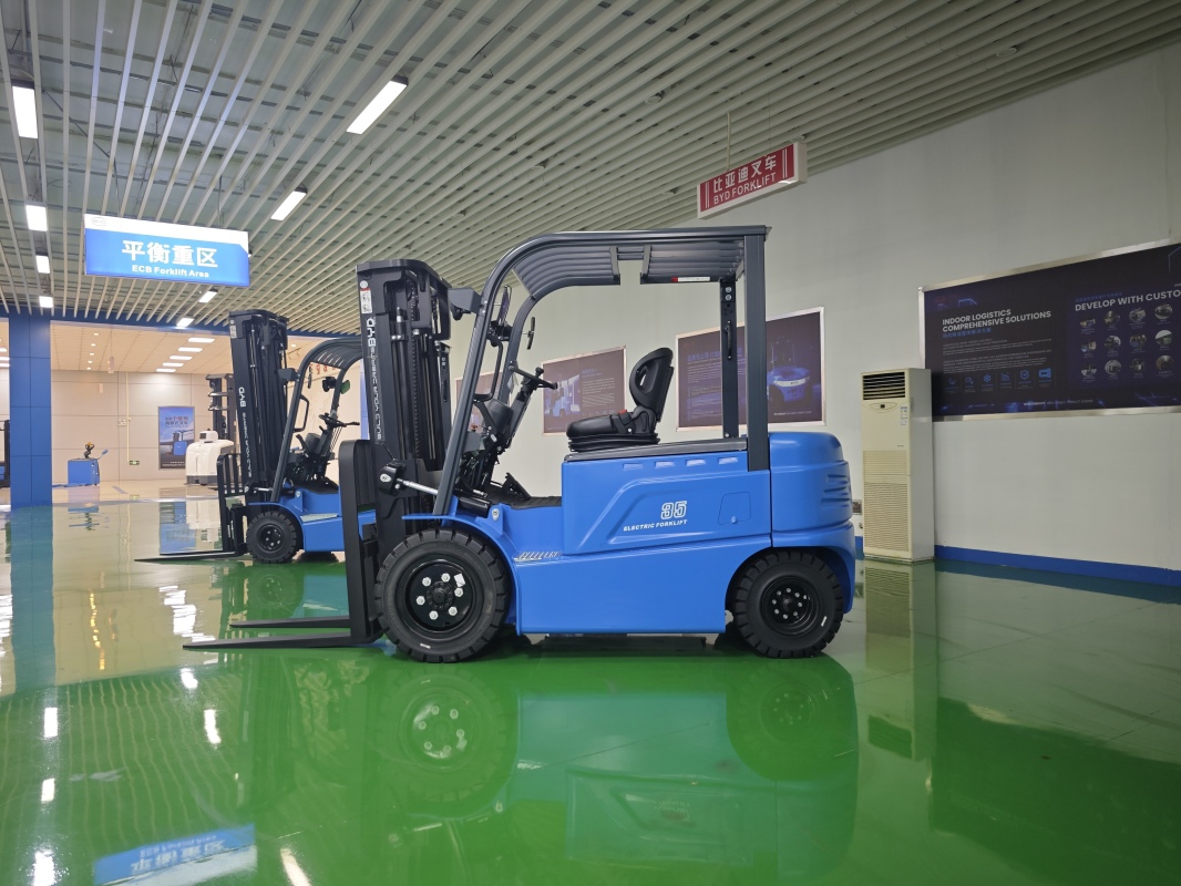How to budget reasonably according to 3 ton electric forklift price range