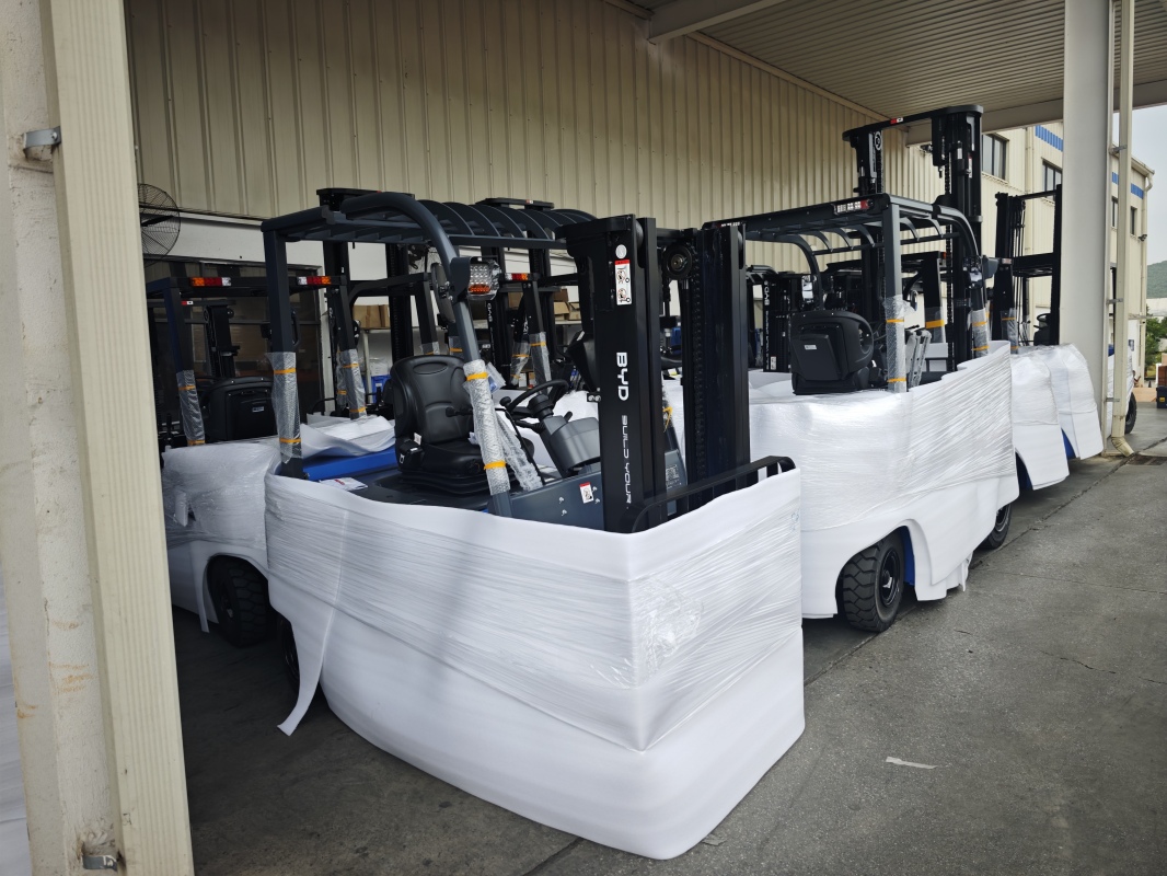 Electric vs diesel forklift: analysis of long-term total cost of ownership