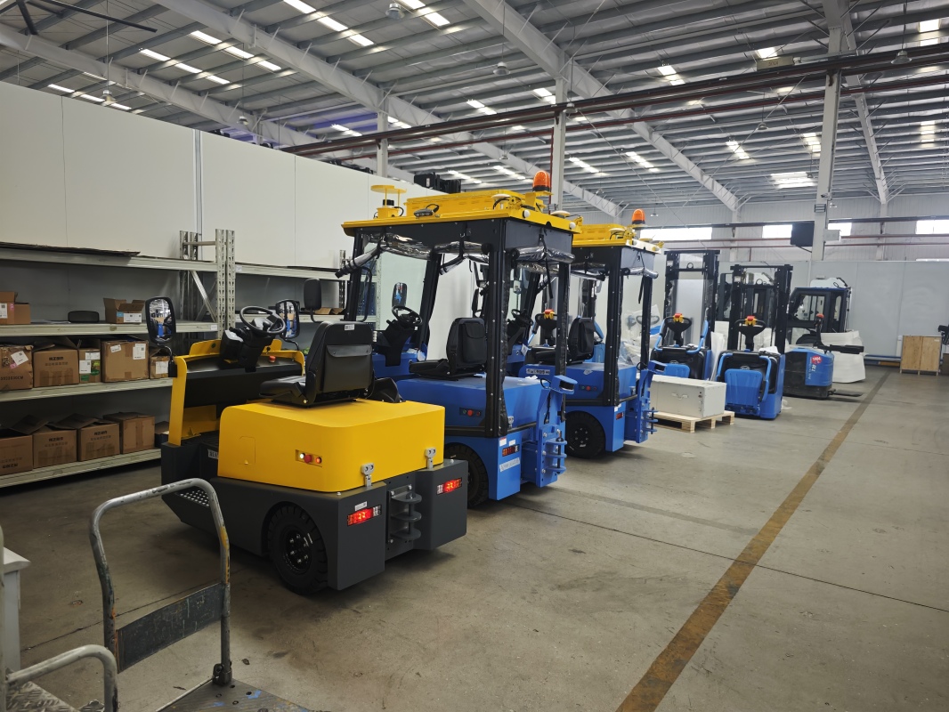 Application scenarios where LiFePO4 forklift battery shows obvious advantages
