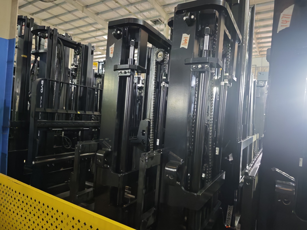 Selection steps of narrow aisle electric