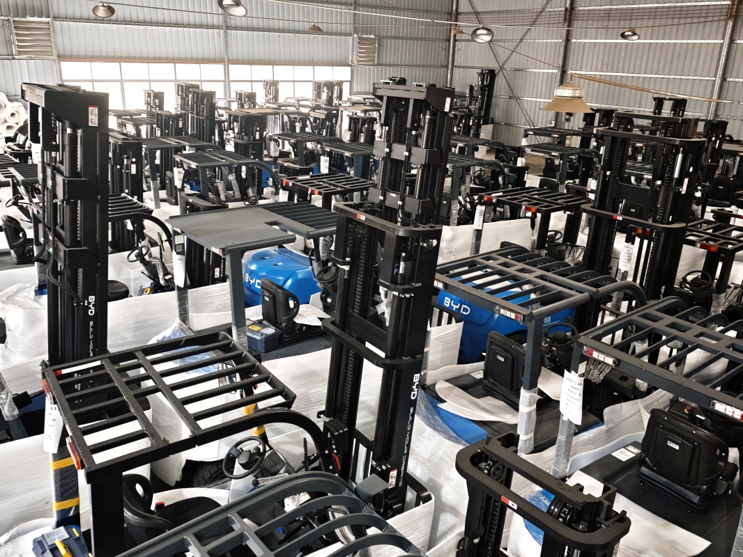 Working efficiency of 1.5 ton electric f