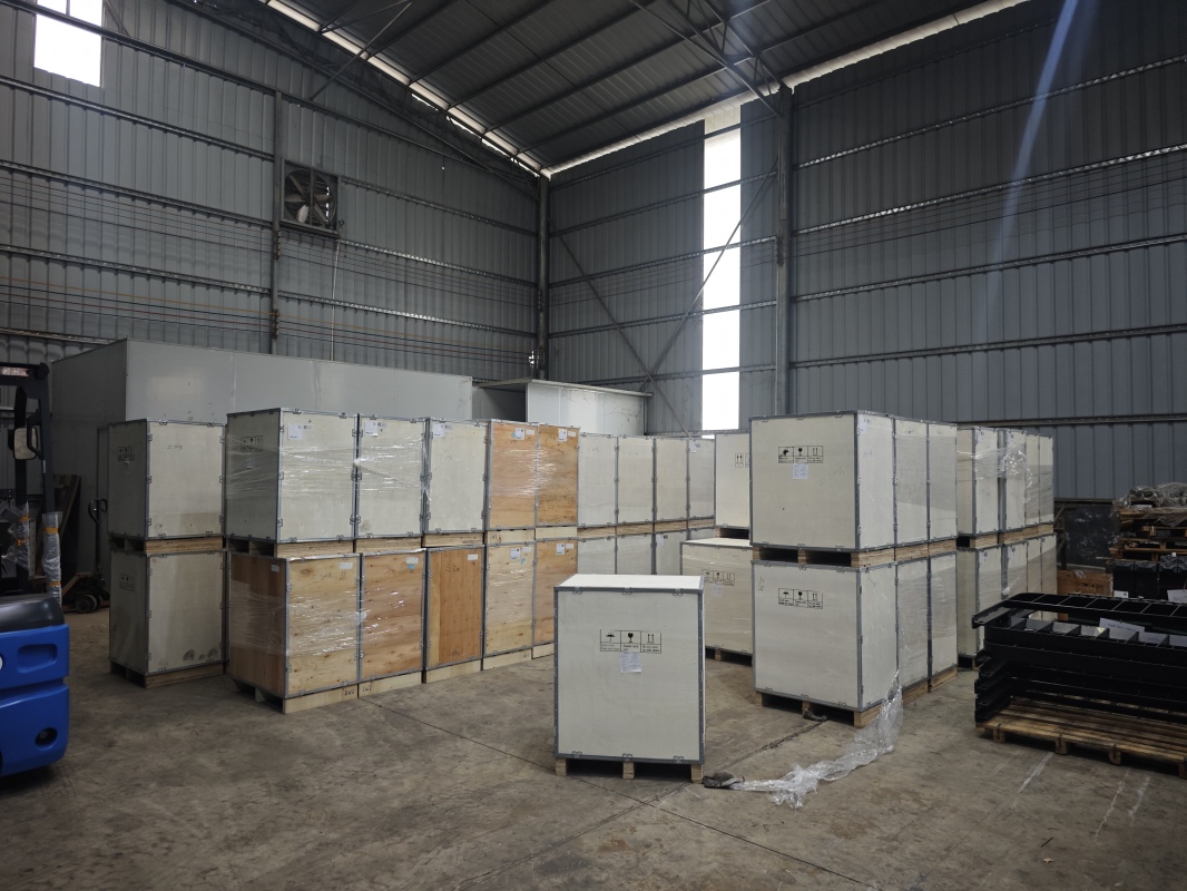 核心关键词：electric forklift 4.5m lift height