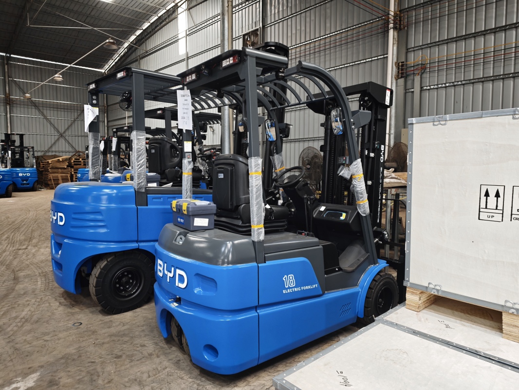 Performance characteristics of powered pallet truck in short-distance handling(Image1) Performance characteristics of powered pallet truck in short-distance handling(Image1)