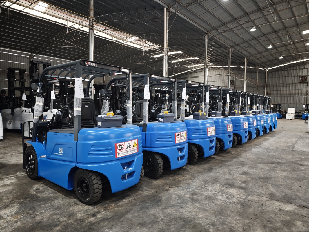 Lithium Electric Forklifts for Kuching Port: East Malaysia Warehousing Efficienc