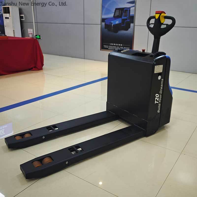 Electric vs diesel forklift cost comparison for outdoor yard‑based material hand