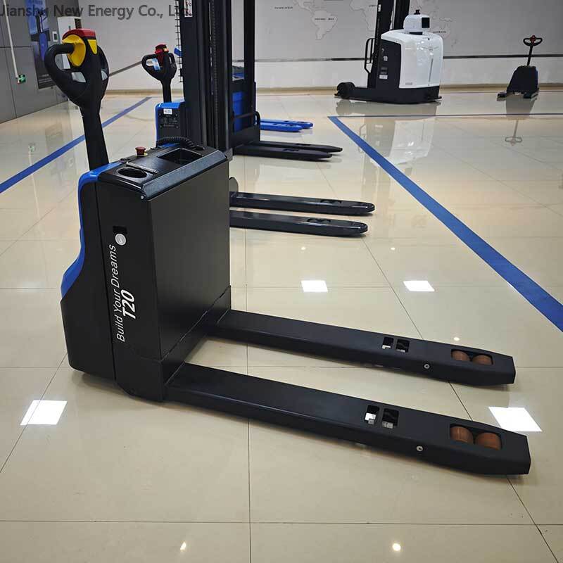 Load capacity comparison of narrow aisle